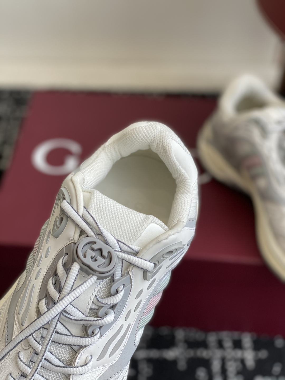 代购级（⚠️女码月底出货）
Gucci古驰 2.0运动鞋 情侣款 复古 休闲鞋 跑鞋
原版购入开发 做货