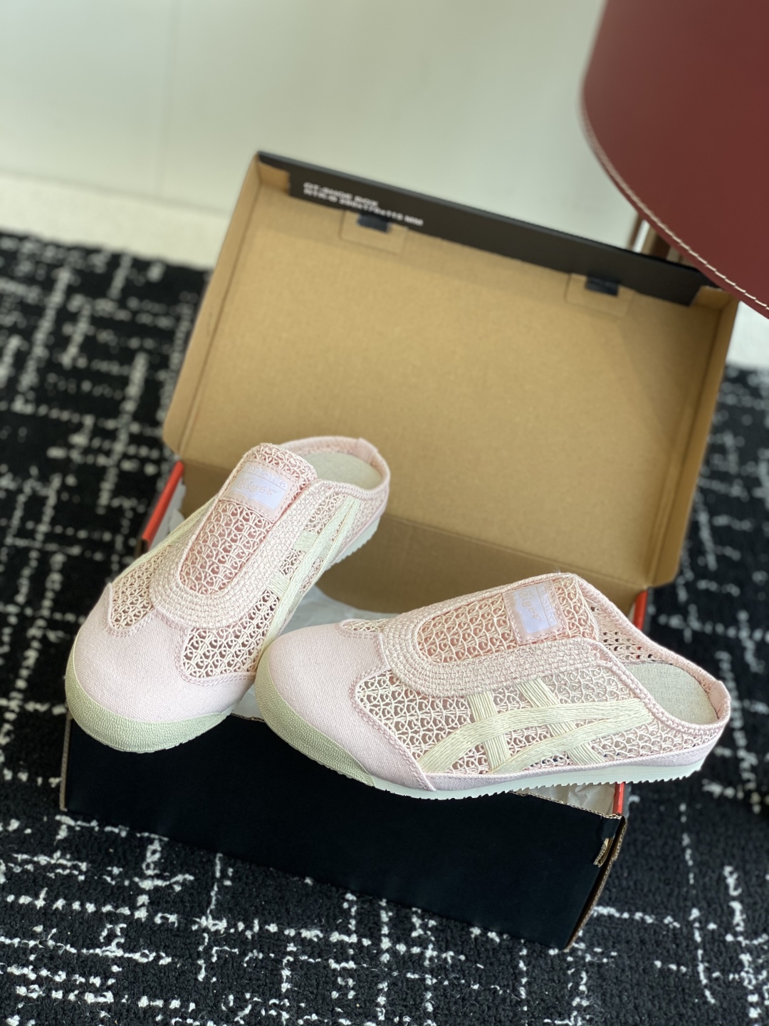 代购级
情侣款 Onitsuka Tiger鬼塚虎MEXICO 66 Sabot织物经典耐磨透气 低帮生
