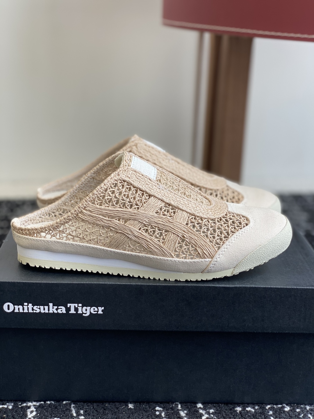 代购级
情侣款 Onitsuka Tiger鬼塚虎MEXICO 66 Sabot织物经典耐磨透气 低帮生