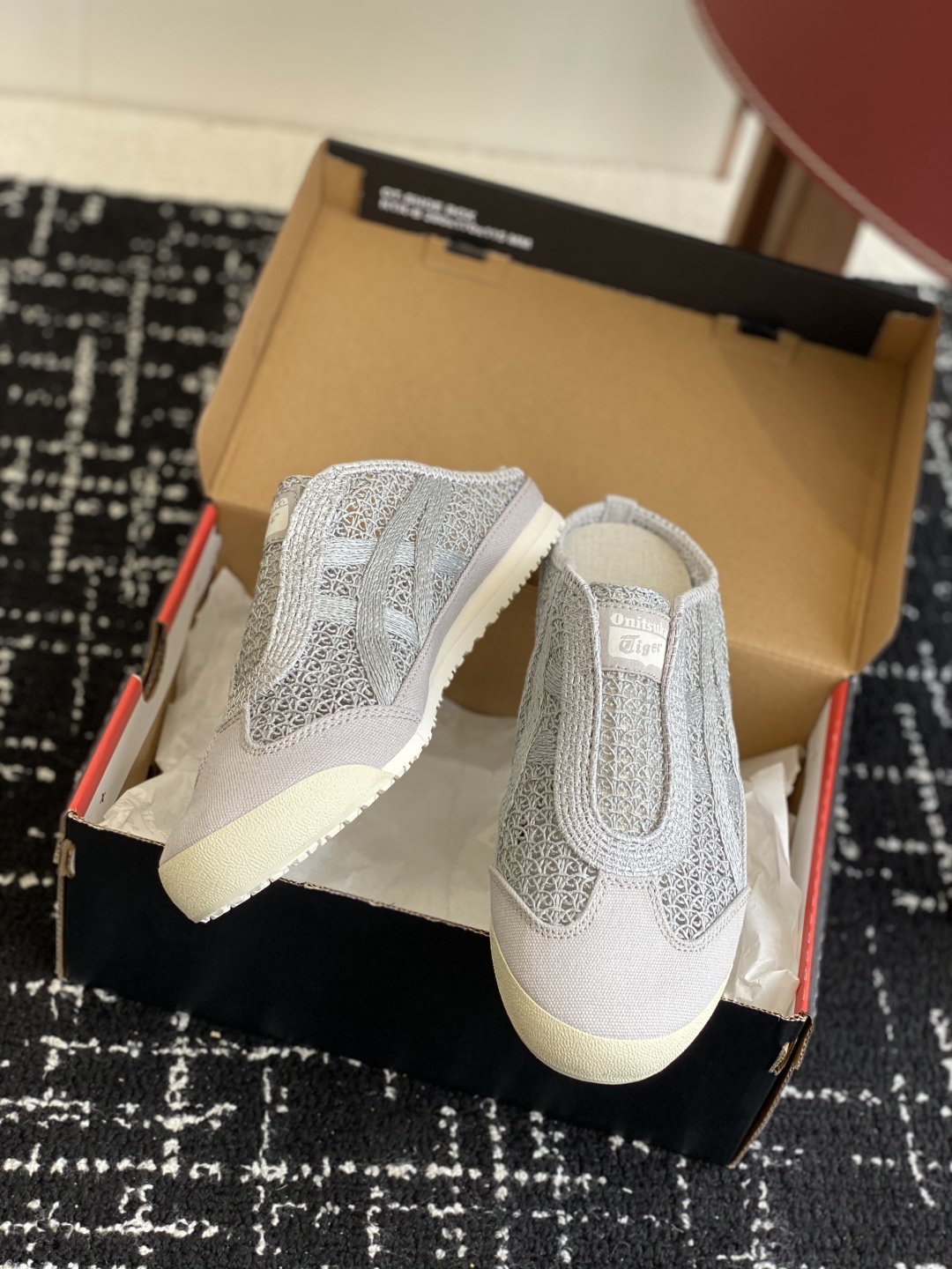 代购级
情侣款 Onitsuka Tiger鬼塚虎MEXICO 66 Sabot织物经典耐磨透气 低帮生