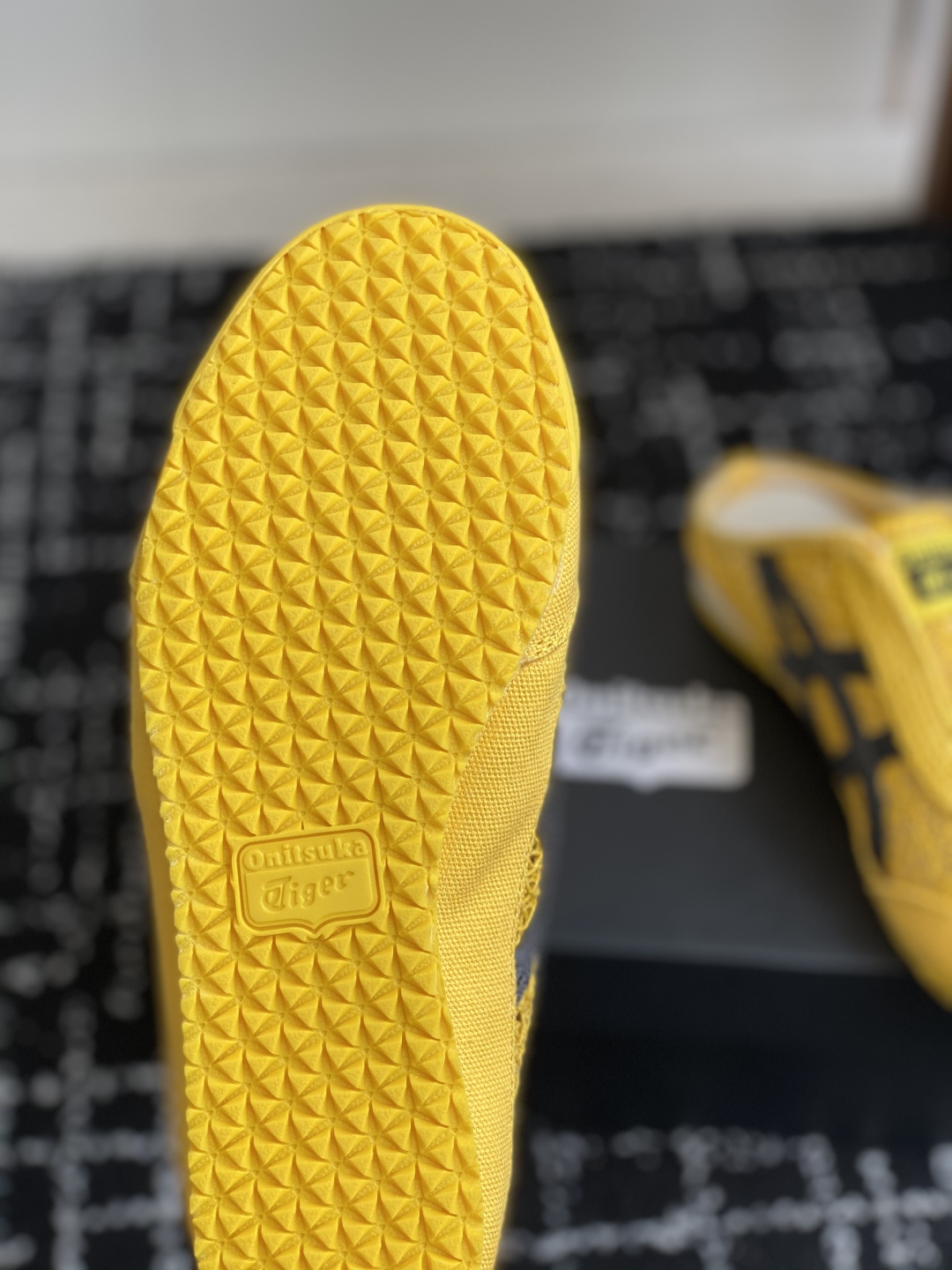 代购级
情侣款 Onitsuka Tiger鬼塚虎MEXICO 66 Sabot织物经典耐磨透气 低帮生