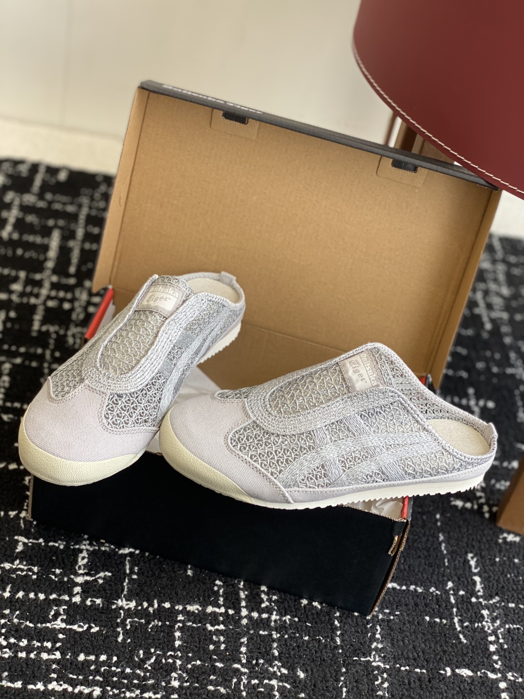 代购级
情侣款 Onitsuka Tiger鬼塚虎MEXICO 66 Sabot织物经典耐磨透气 低帮生