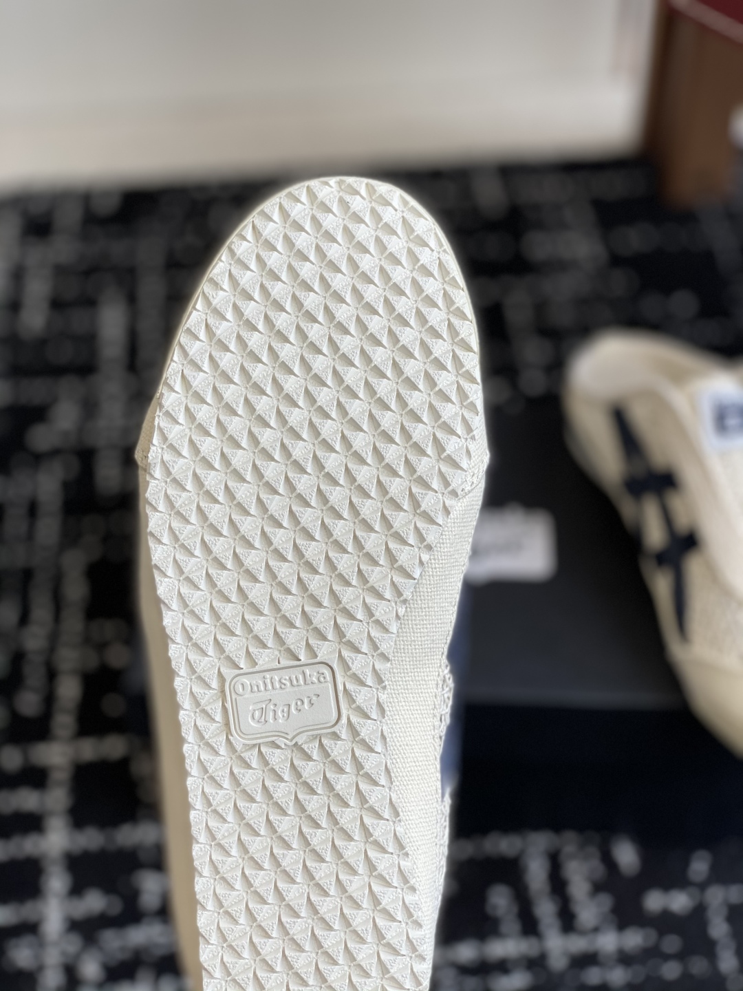 代购级
情侣款 Onitsuka Tiger鬼塚虎MEXICO 66 Sabot织物经典耐磨透气 低帮生