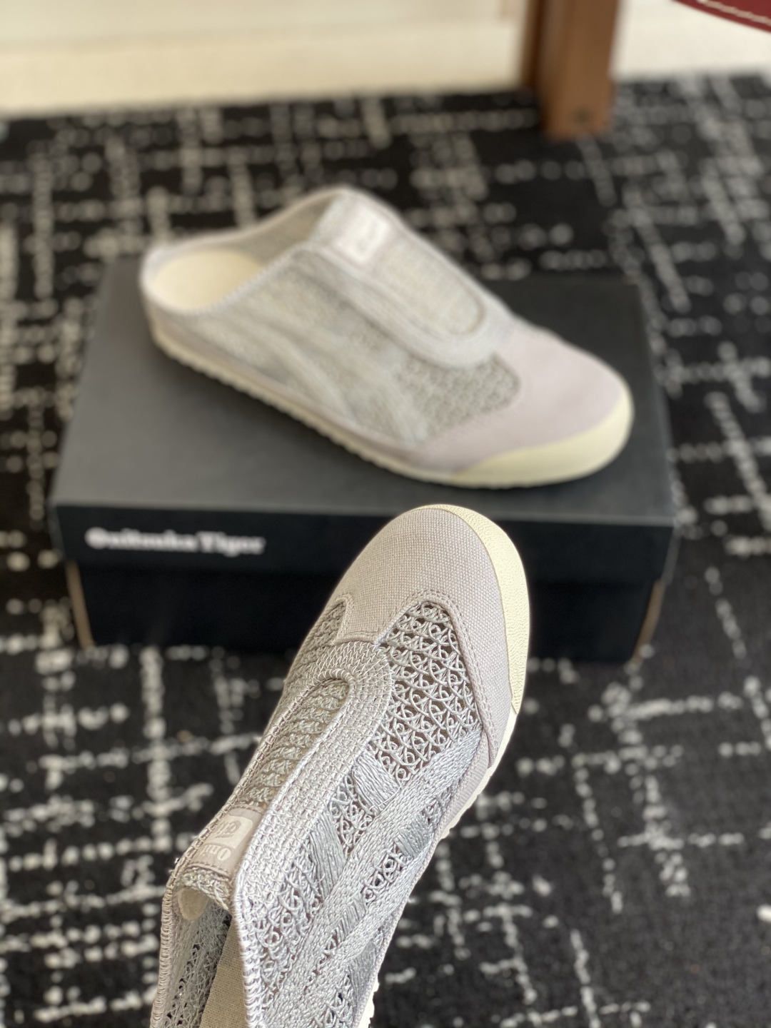 代购级
情侣款 Onitsuka Tiger鬼塚虎MEXICO 66 Sabot织物经典耐磨透气 低帮生