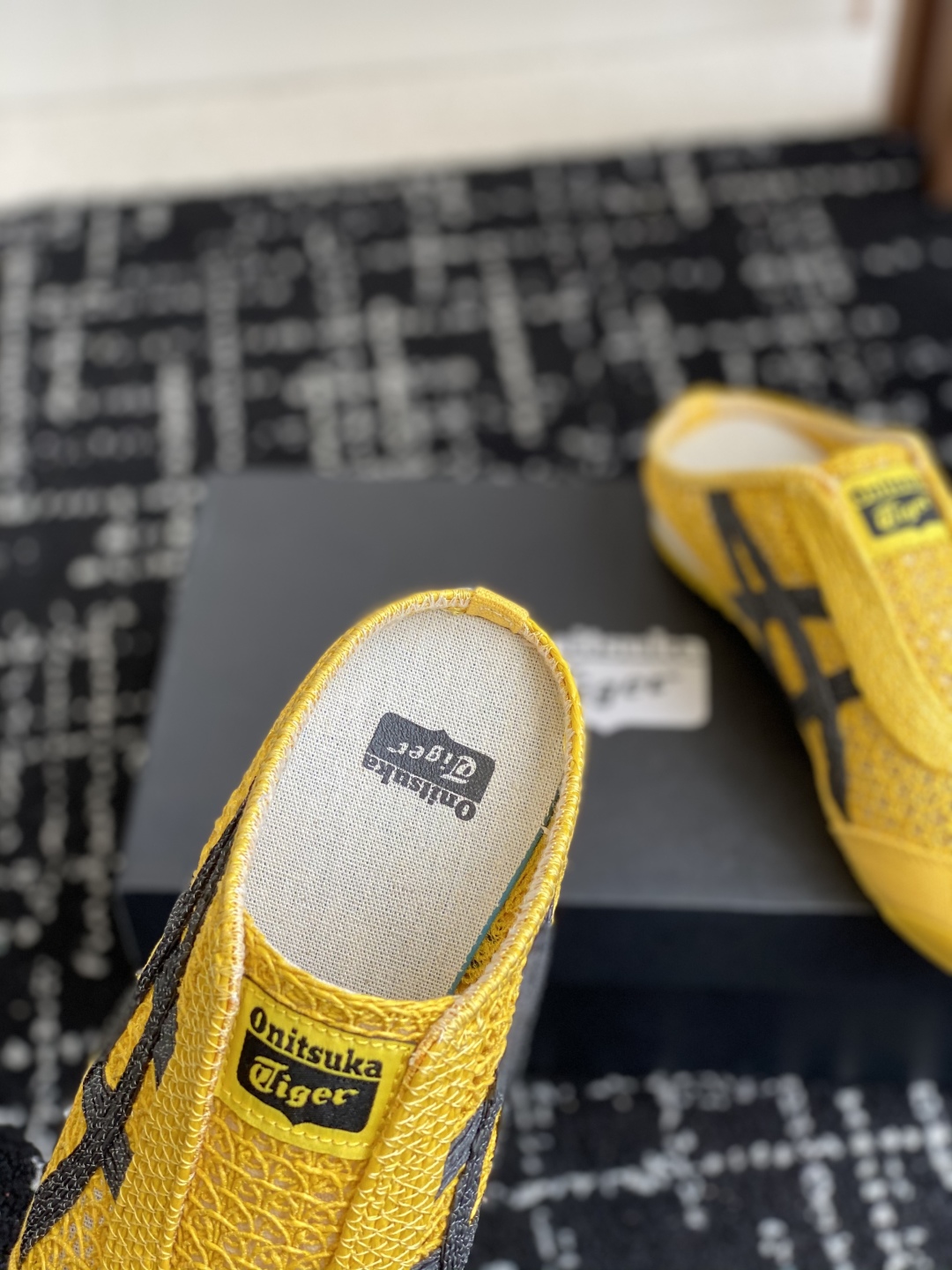 代购级
情侣款 Onitsuka Tiger鬼塚虎MEXICO 66 Sabot织物经典耐磨透气 低帮生