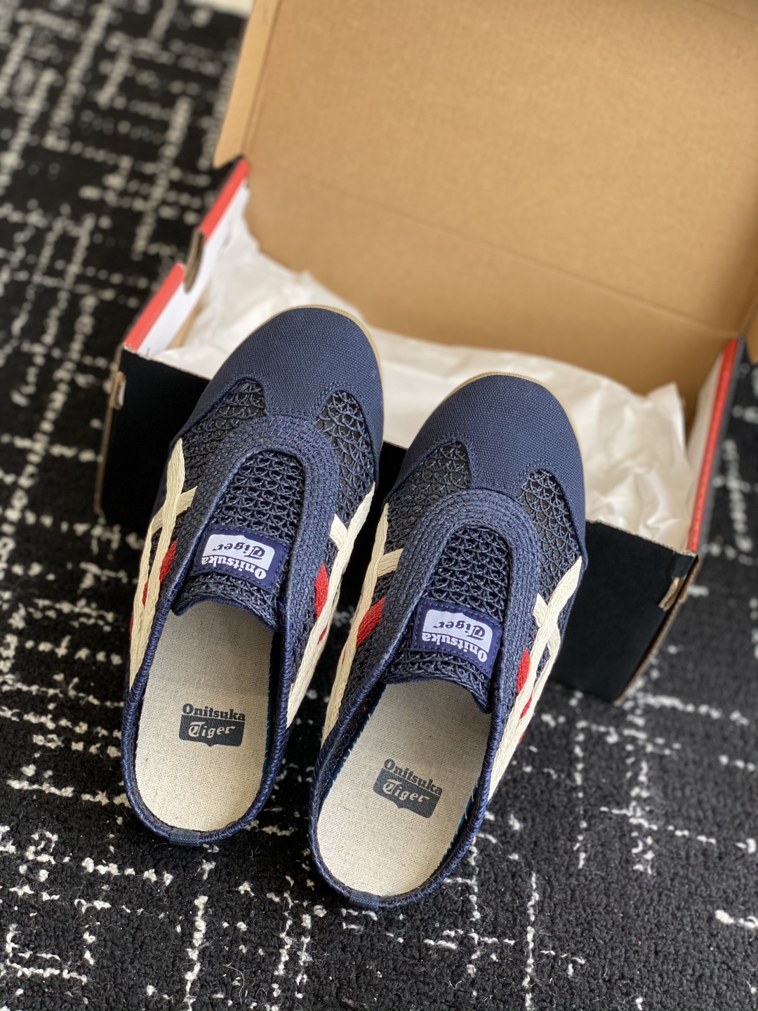 代购级
情侣款 Onitsuka Tiger鬼塚虎MEXICO 66 Sabot织物经典耐磨透气 低帮生