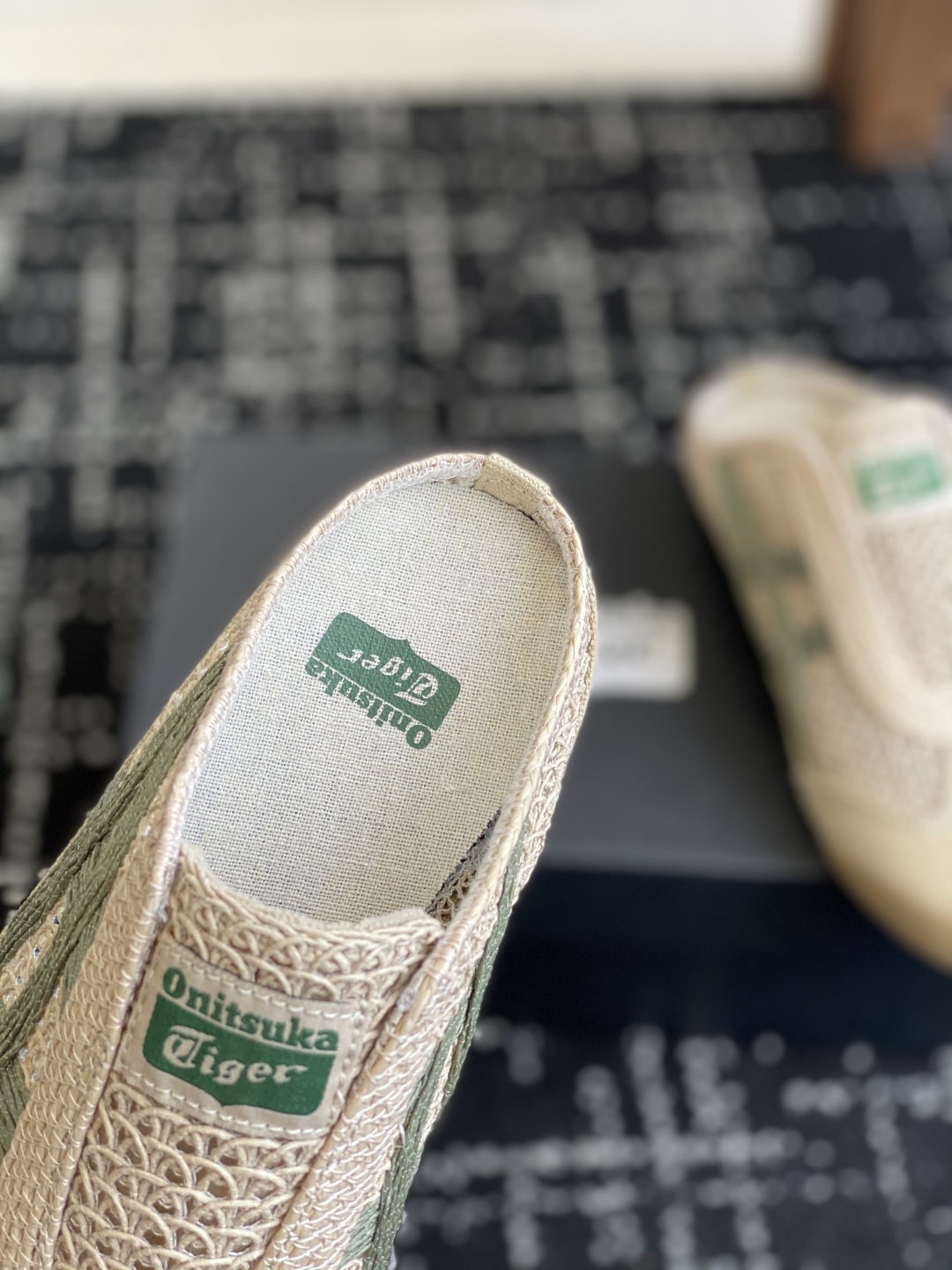 代购级
情侣款 Onitsuka Tiger鬼塚虎MEXICO 66 Sabot织物经典耐磨透气 低帮生