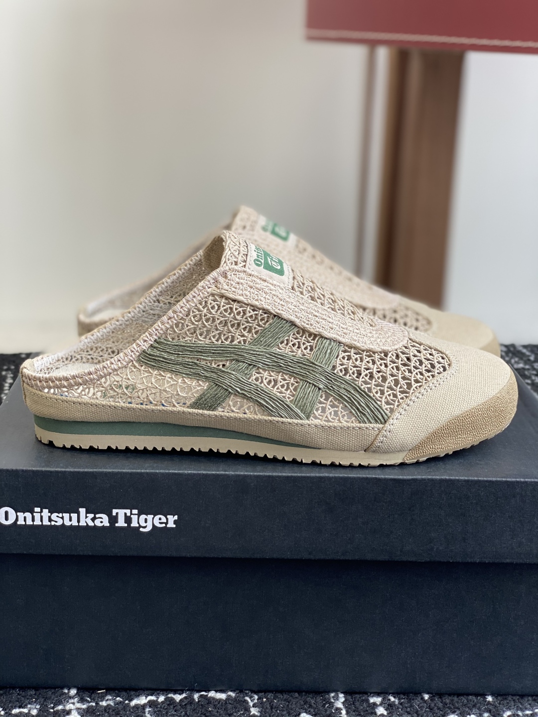 代购级
情侣款 Onitsuka Tiger鬼塚虎MEXICO 66 Sabot织物经典耐磨透气 低帮生