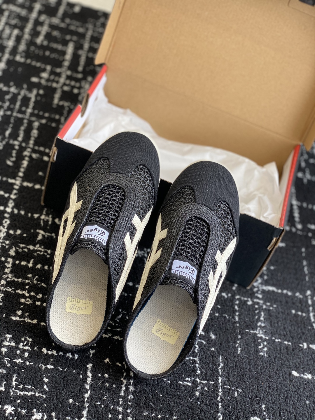 代购级
情侣款 Onitsuka Tiger鬼塚虎MEXICO 66 Sabot织物经典耐磨透气 低帮生