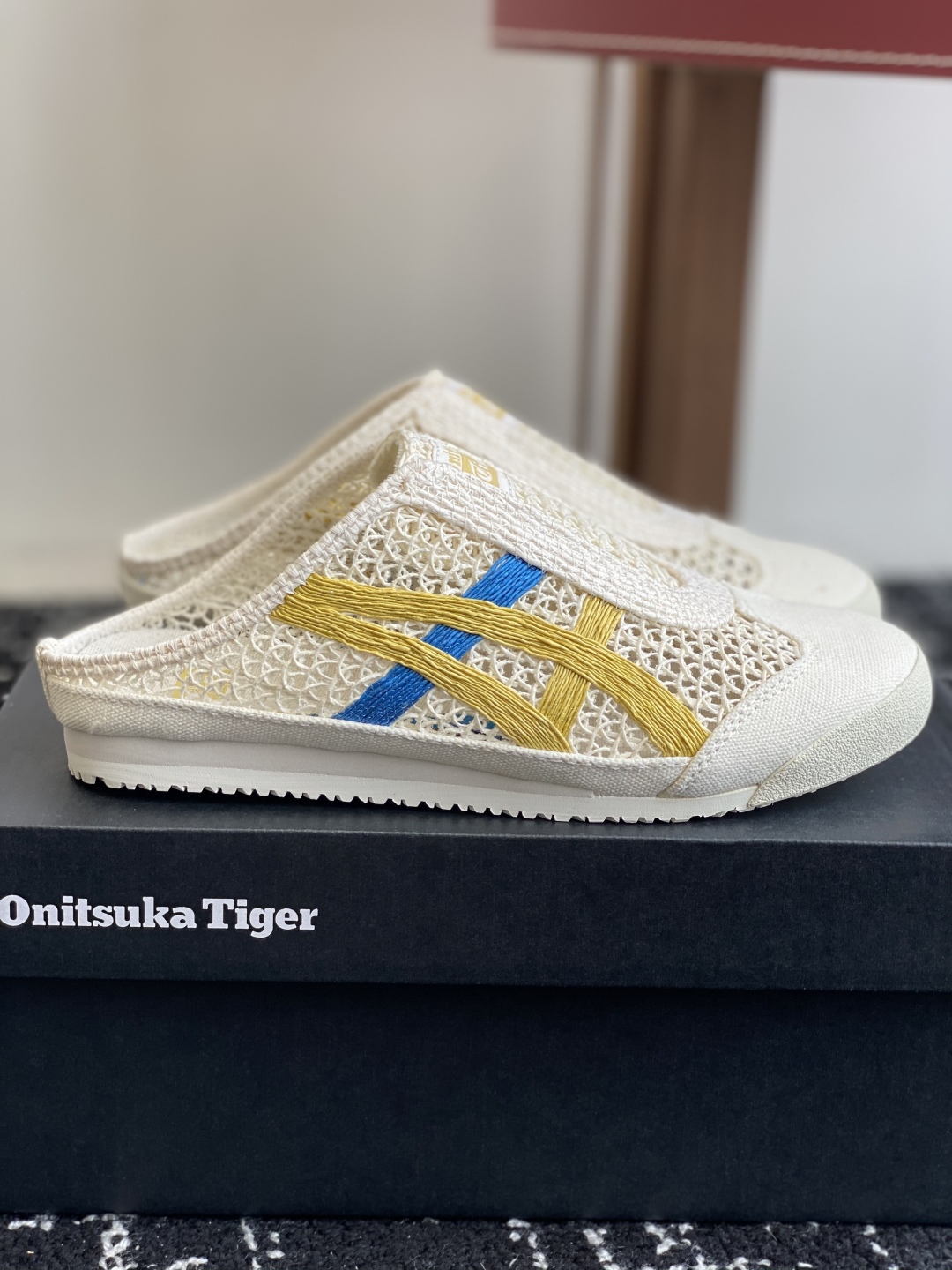 代购级
情侣款 Onitsuka Tiger鬼塚虎MEXICO 66 Sabot织物经典耐磨透气 低帮生
