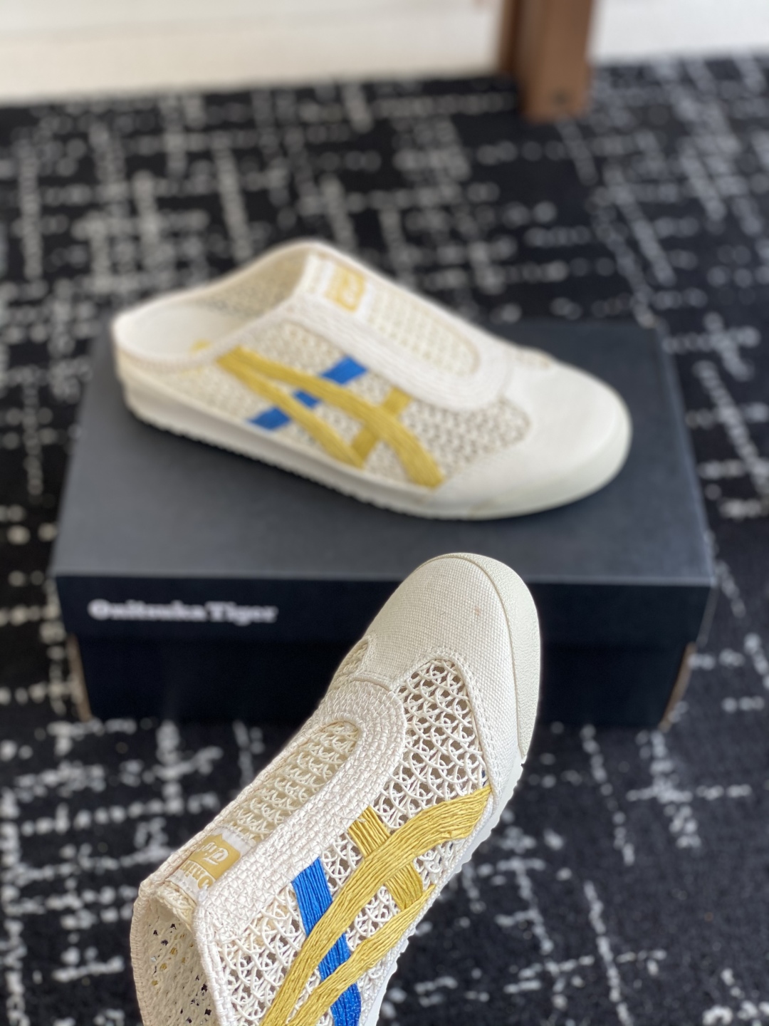 代购级
情侣款 Onitsuka Tiger鬼塚虎MEXICO 66 Sabot织物经典耐磨透气 低帮生