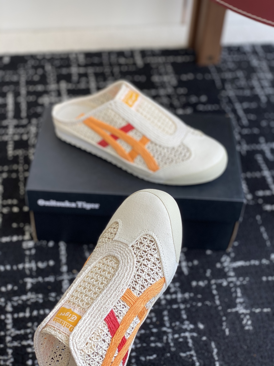 代购级
情侣款 Onitsuka Tiger鬼塚虎MEXICO 66 Sabot织物经典耐磨透气 低帮生