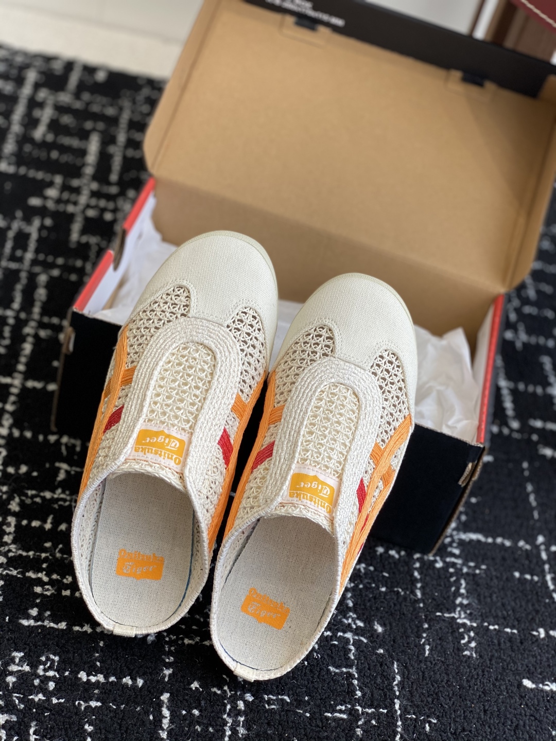 代购级
情侣款 Onitsuka Tiger鬼塚虎MEXICO 66 Sabot织物经典耐磨透气 低帮生