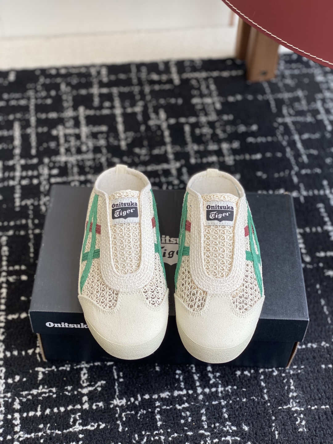 代购级
情侣款 Onitsuka Tiger鬼塚虎MEXICO 66 Sabot织物经典耐磨透气 低帮生
