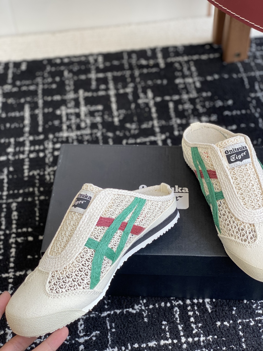 代购级
情侣款 Onitsuka Tiger鬼塚虎MEXICO 66 Sabot织物经典耐磨透气 低帮生
