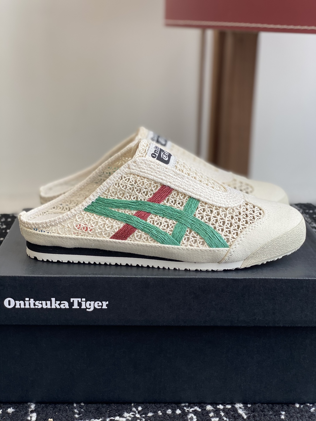代购级
情侣款 Onitsuka Tiger鬼塚虎MEXICO 66 Sabot织物经典耐磨透气 低帮生