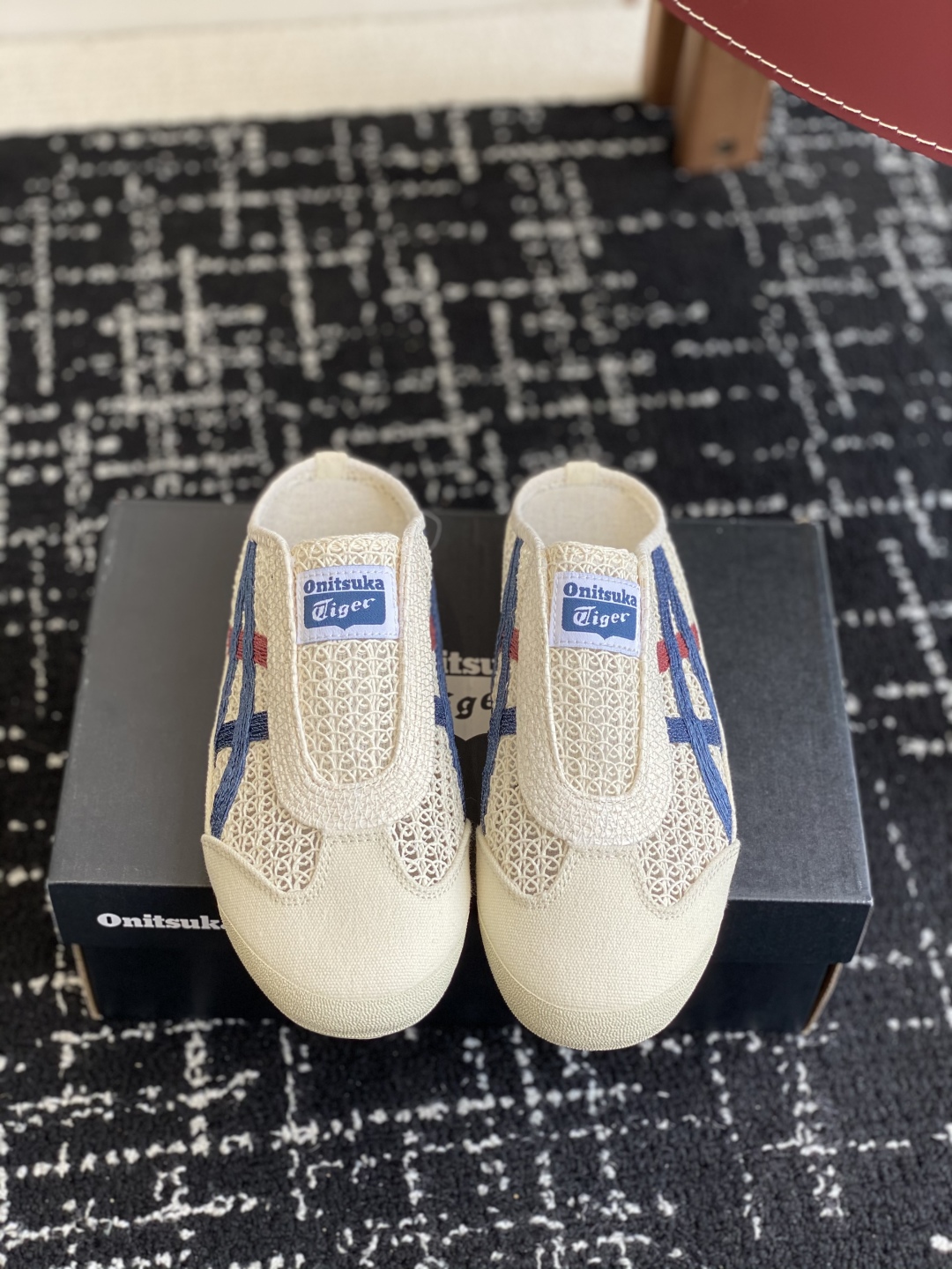 代购级
情侣款 Onitsuka Tiger鬼塚虎MEXICO 66 Sabot织物经典耐磨透气 低帮生