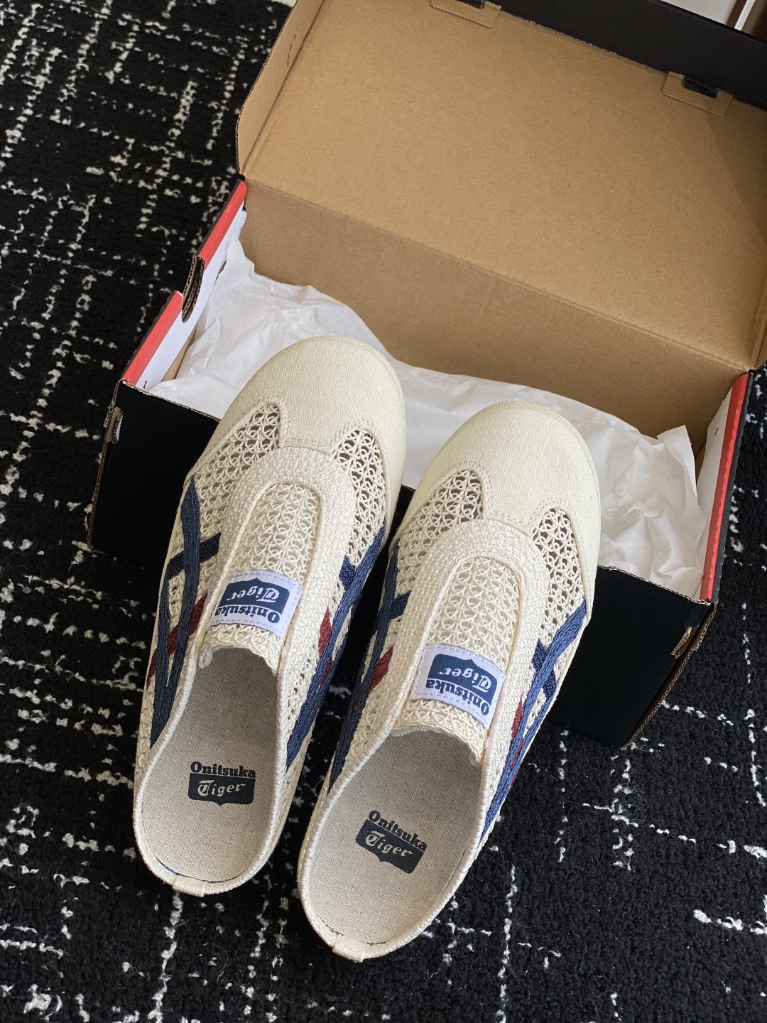代购级
情侣款 Onitsuka Tiger鬼塚虎MEXICO 66 Sabot织物经典耐磨透气 低帮生