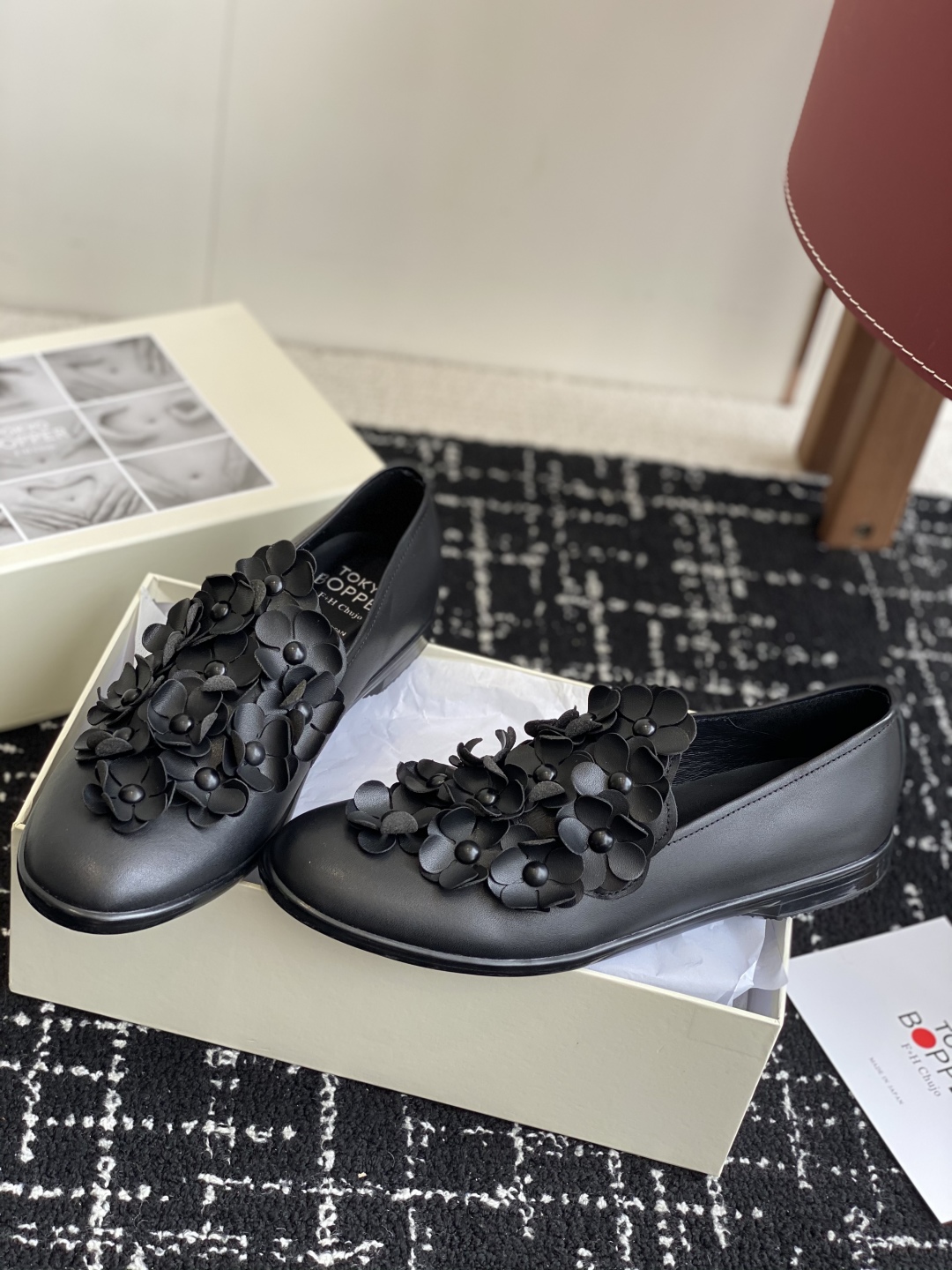代购级
Tokyo Bopper 小众潮牌 25ss春夏新款珍珠 玛丽珍 小皮鞋

真的的美死了！新款小