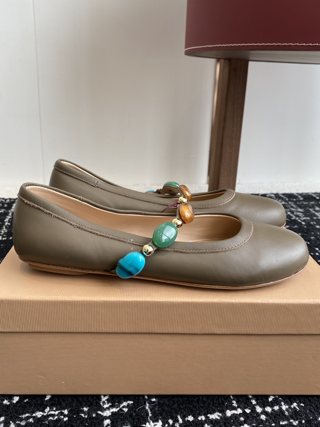 代购级
Gianvito Rossi 25ss 春夏新款 芭蕾舞 单鞋 

原版购入1比1打造 套楦工艺