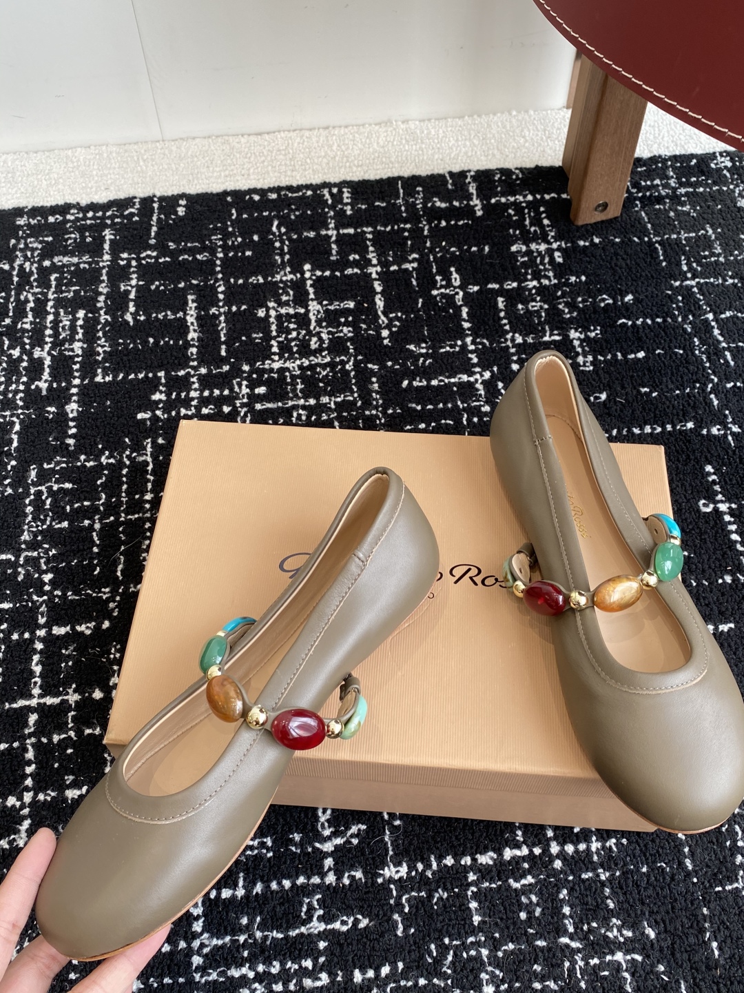 代购级
Gianvito Rossi 25ss 春夏新款 芭蕾舞 单鞋 

原版购入1比1打造 套楦工艺
