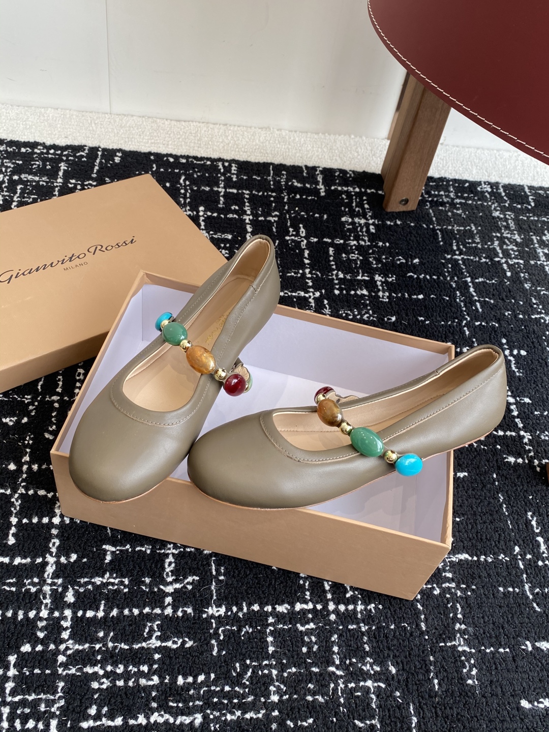 代购级
Gianvito Rossi 25ss 春夏新款 芭蕾舞 单鞋 

原版购入1比1打造 套楦工艺