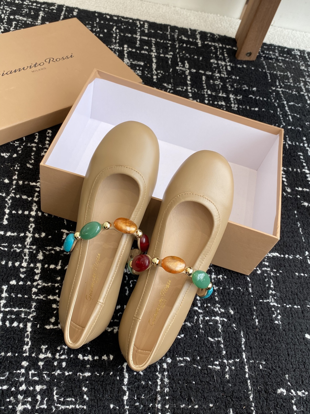 代购级
Gianvito Rossi 25ss 春夏新款 芭蕾舞 单鞋 

原版购入1比1打造 套楦工艺