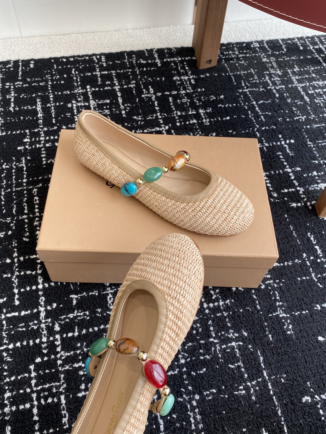 代购级
Gianvito Rossi 25ss 春夏新款 芭蕾舞 单鞋 

原版购入1比1打造 套楦工艺