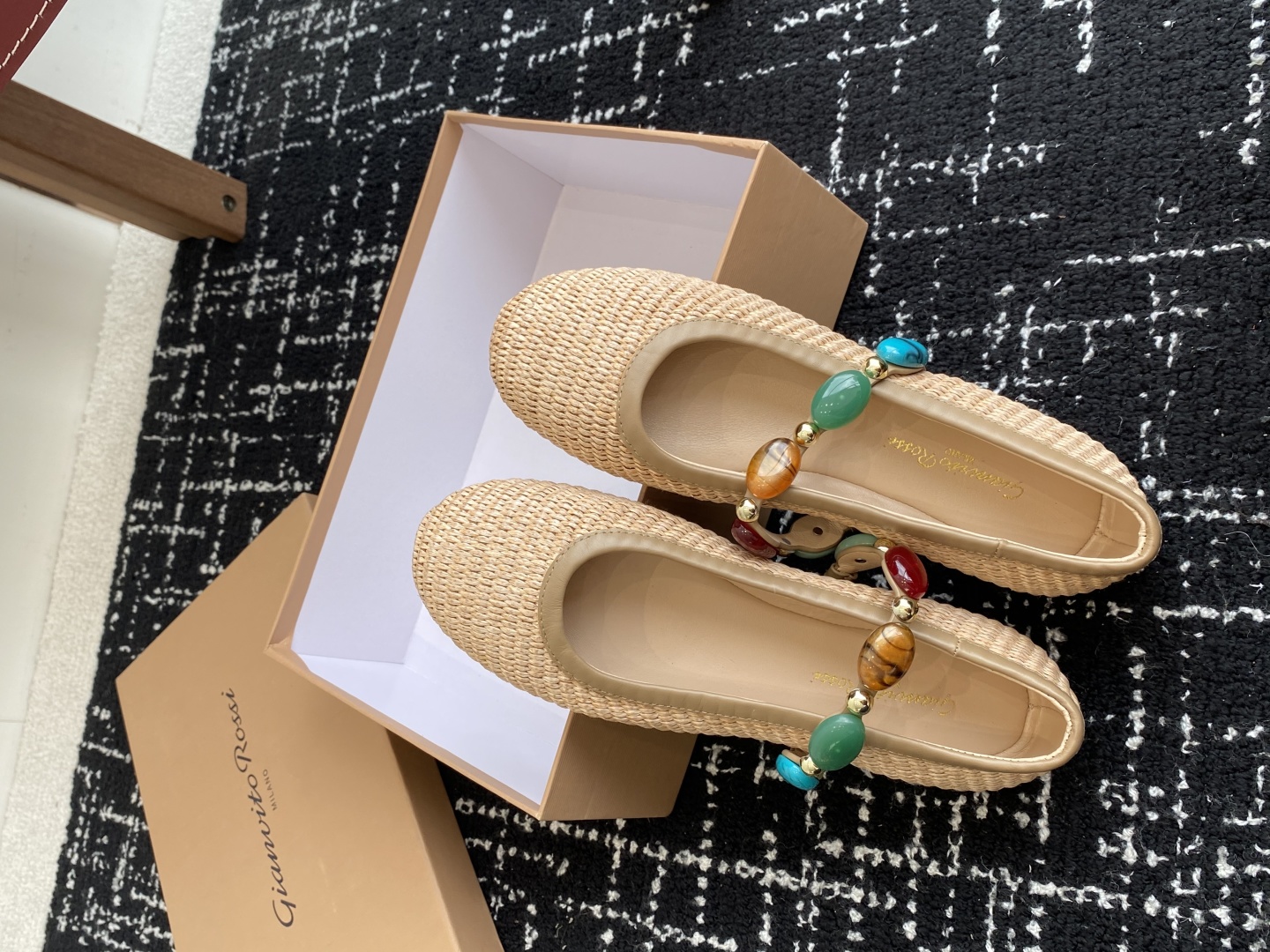 代购级
Gianvito Rossi 25ss 春夏新款 芭蕾舞 单鞋 

原版购入1比1打造 套楦工艺