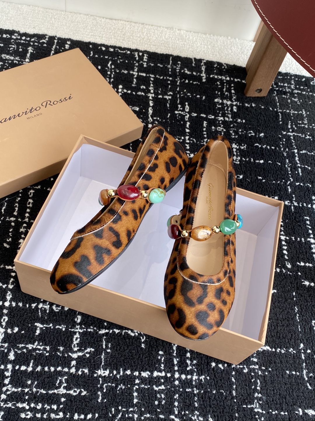 代购级
Gianvito Rossi 25ss 春夏新款 芭蕾舞 单鞋 

原版购入1比1打造 套楦工艺