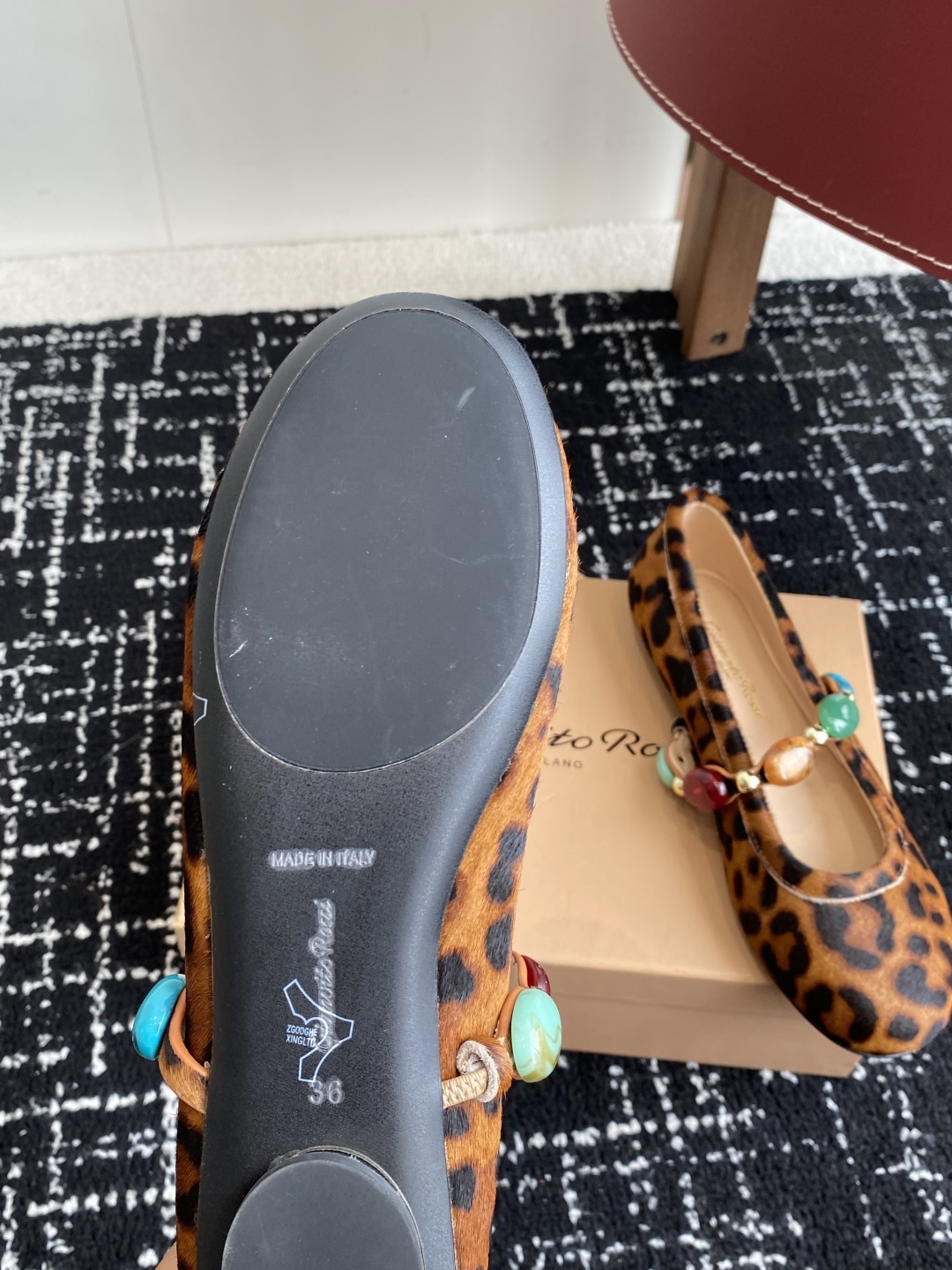代购级
Gianvito Rossi 25ss 春夏新款 芭蕾舞 单鞋 

原版购入1比1打造 套楦工艺