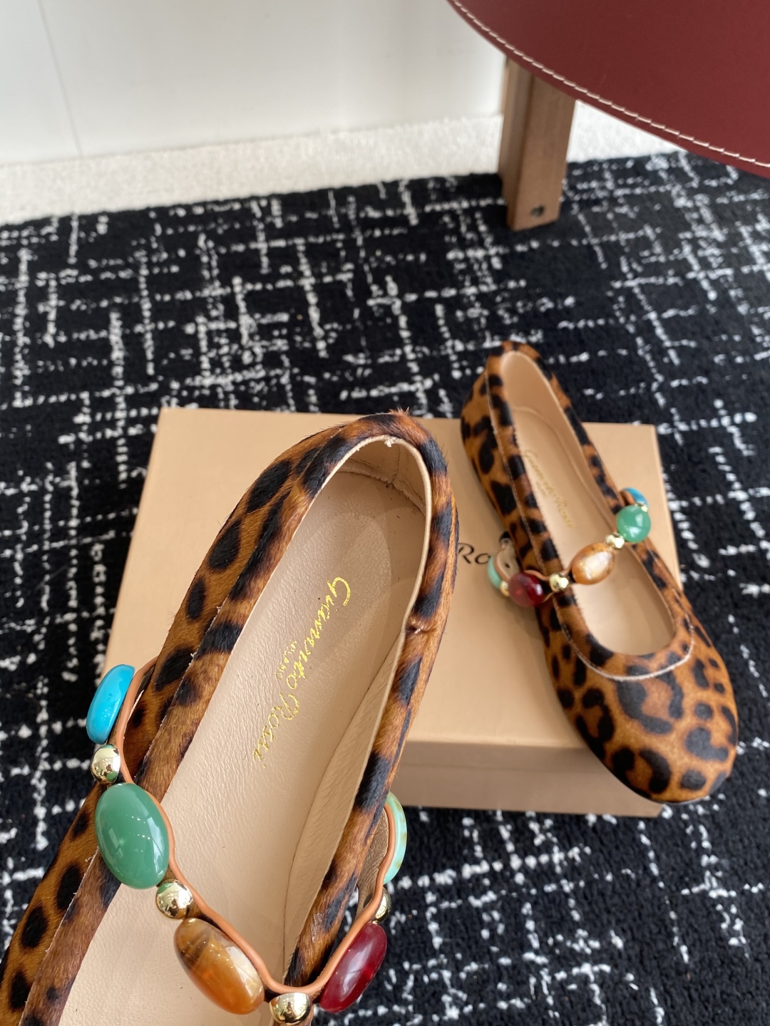 代购级
Gianvito Rossi 25ss 春夏新款 芭蕾舞 单鞋 

原版购入1比1打造 套楦工艺