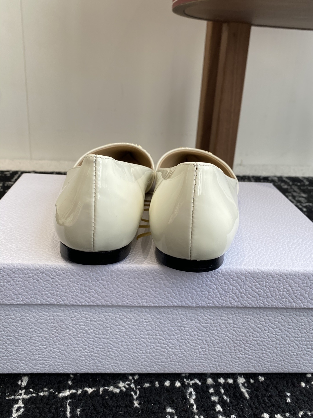 代购级
Dior 25ss 春夏新款 迪奥 Dior Boy 尖头高跟鞋 单鞋 后空凉鞋
这款 My