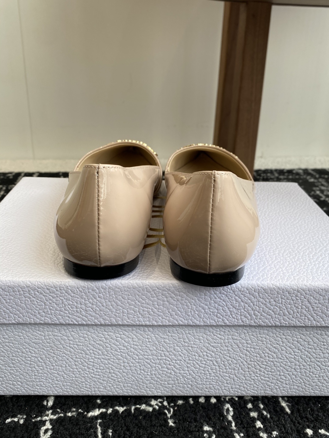 代购级
Dior 25ss 春夏新款 迪奥 Dior Boy 尖头高跟鞋 单鞋 后空凉鞋
这款 My