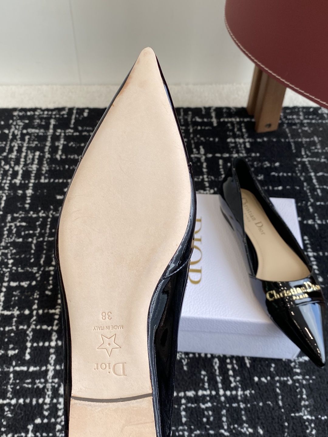 代购级
Dior 25ss 春夏新款 迪奥 Dior Boy 尖头高跟鞋 单鞋 后空凉鞋
这款 My
