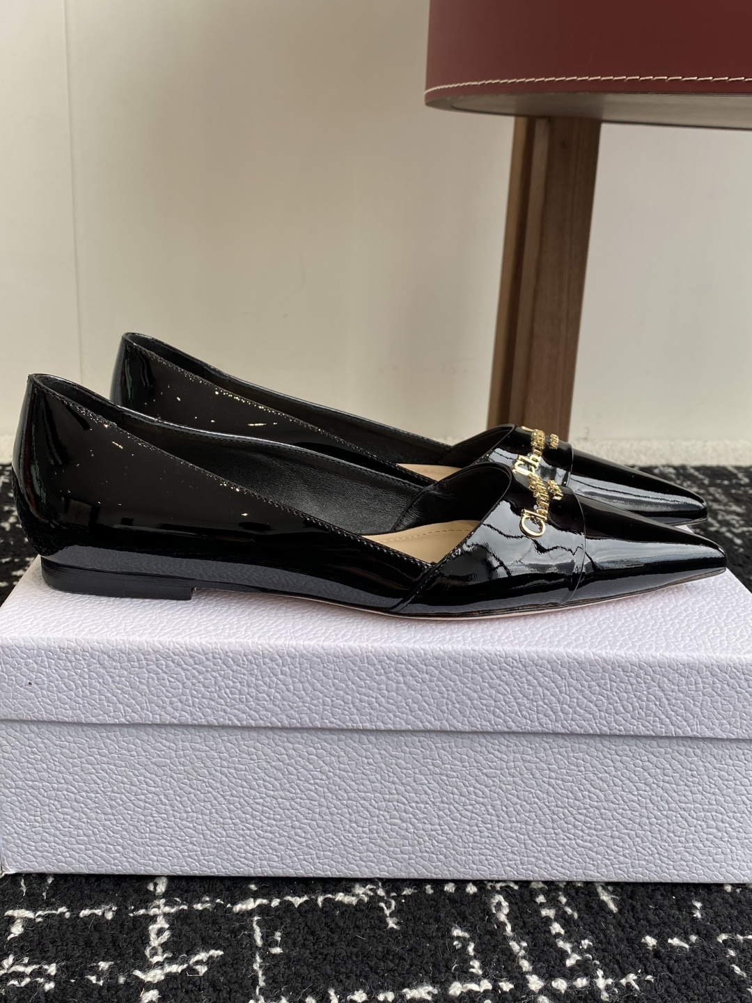 代购级
Dior 25ss 春夏新款 迪奥 Dior Boy 尖头高跟鞋 单鞋 后空凉鞋
这款 My
