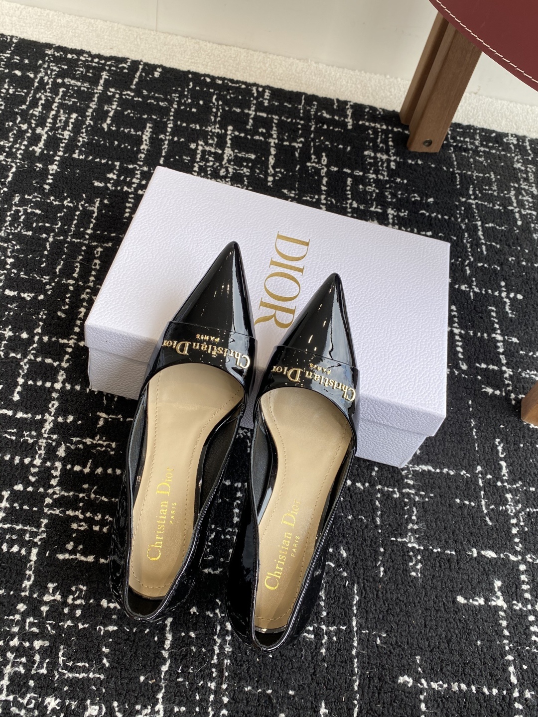 代购级
Dior 25ss 春夏新款 迪奥 Dior Boy 尖头高跟鞋 单鞋 后空凉鞋
这款 My