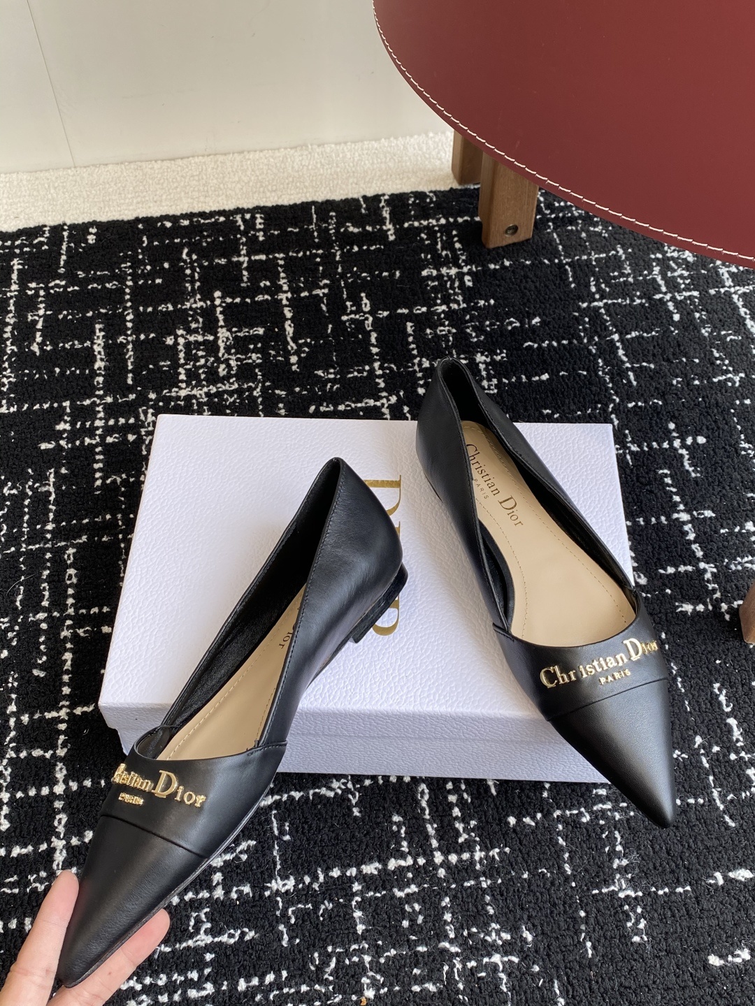代购级
Dior 25ss 春夏新款 迪奥 Dior Boy 尖头高跟鞋 单鞋 后空凉鞋
这款 My