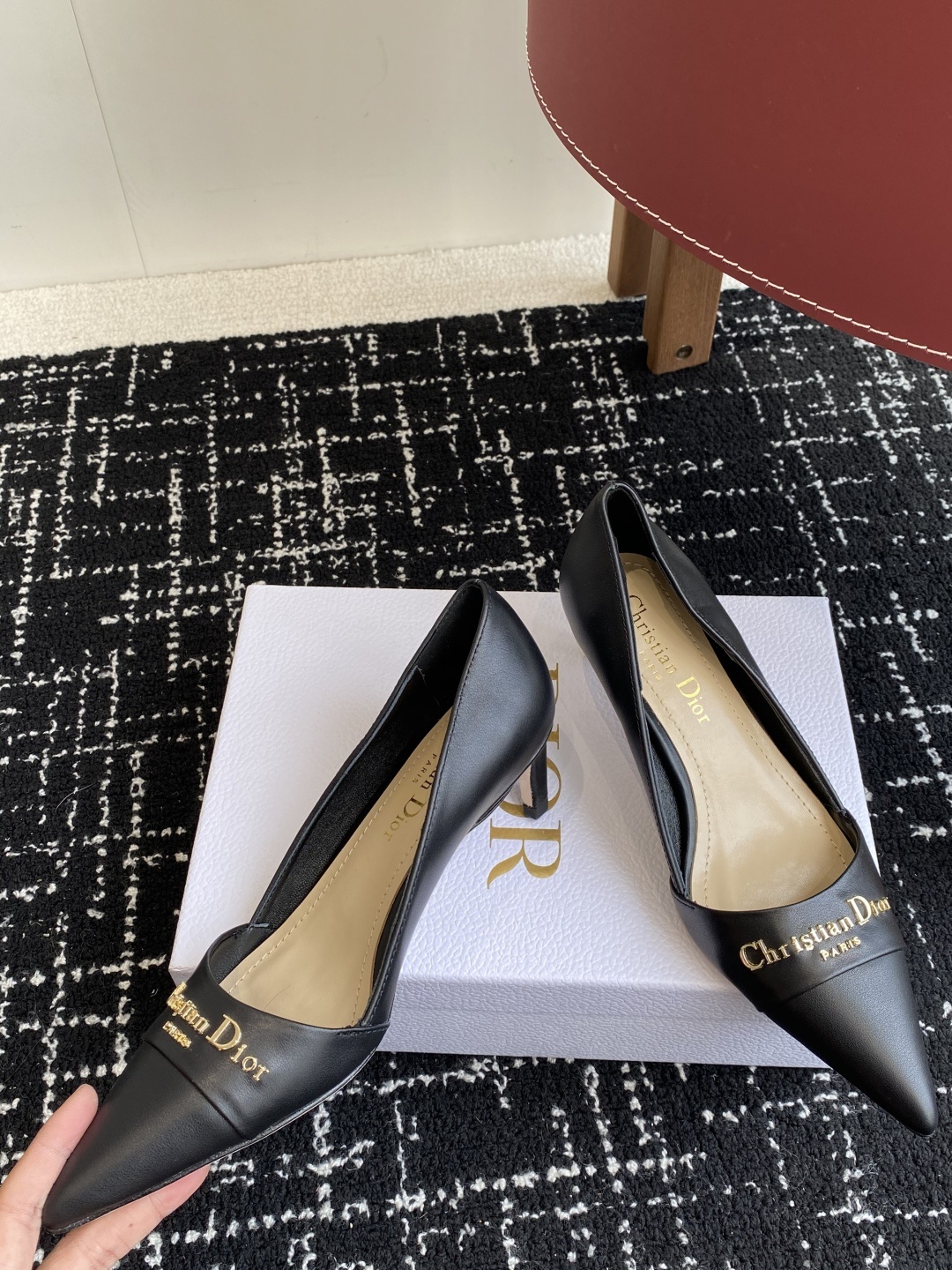 代购级
Dior 25ss 春夏新款 迪奥 Dior Boy 尖头高跟鞋 单鞋 后空凉鞋
这款 My