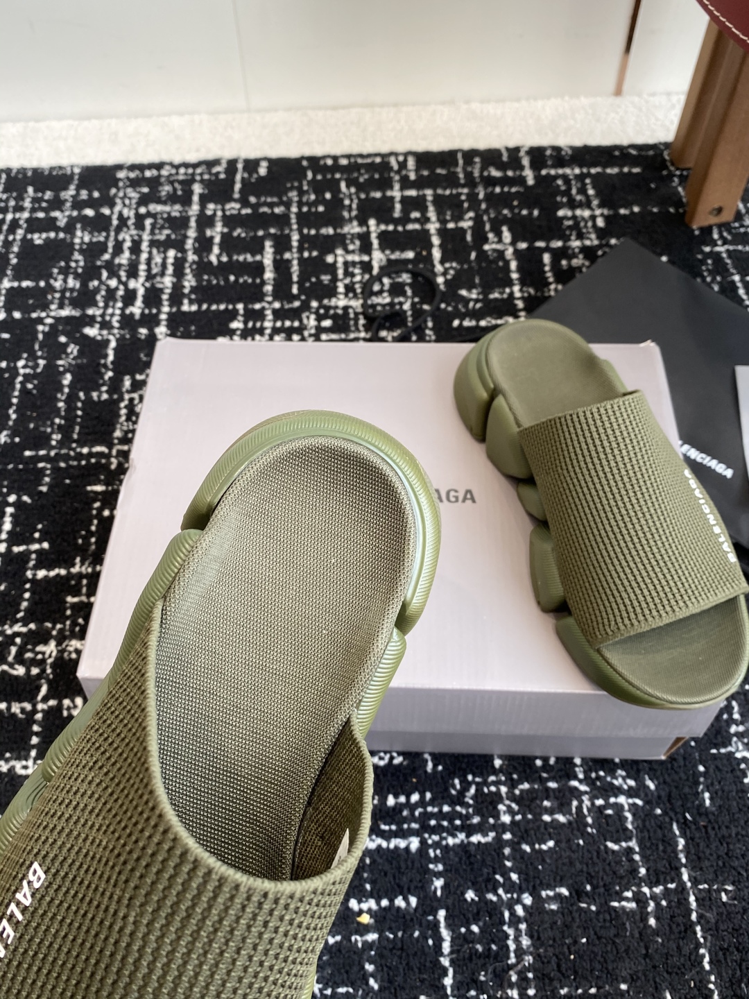 代购级
BALENCIAG A巴黎世家拖鞋 升级版推出Speed 2.0 版本全新袜子鞋拖鞋 原厂货 绝