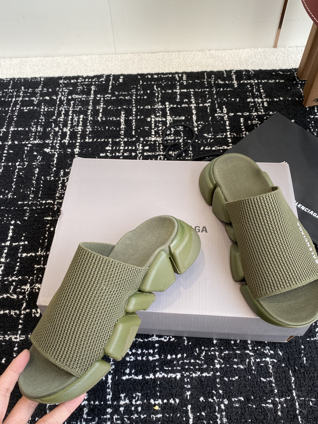 代购级
BALENCIAG A巴黎世家拖鞋 升级版推出Speed 2.0 版本全新袜子鞋拖鞋 原厂货 绝