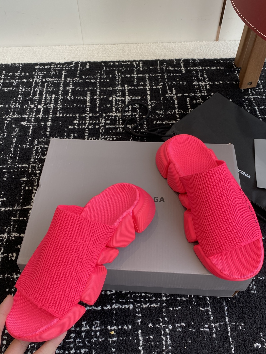 代购级
BALENCIAG A巴黎世家拖鞋 升级版推出Speed 2.0 版本全新袜子鞋拖鞋 原厂货 绝