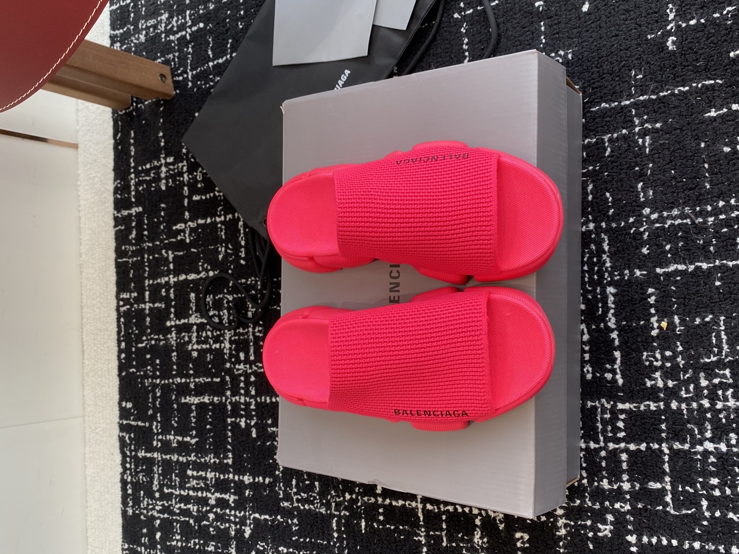 代购级
BALENCIAG A巴黎世家拖鞋 升级版推出Speed 2.0 版本全新袜子鞋拖鞋 原厂货 绝