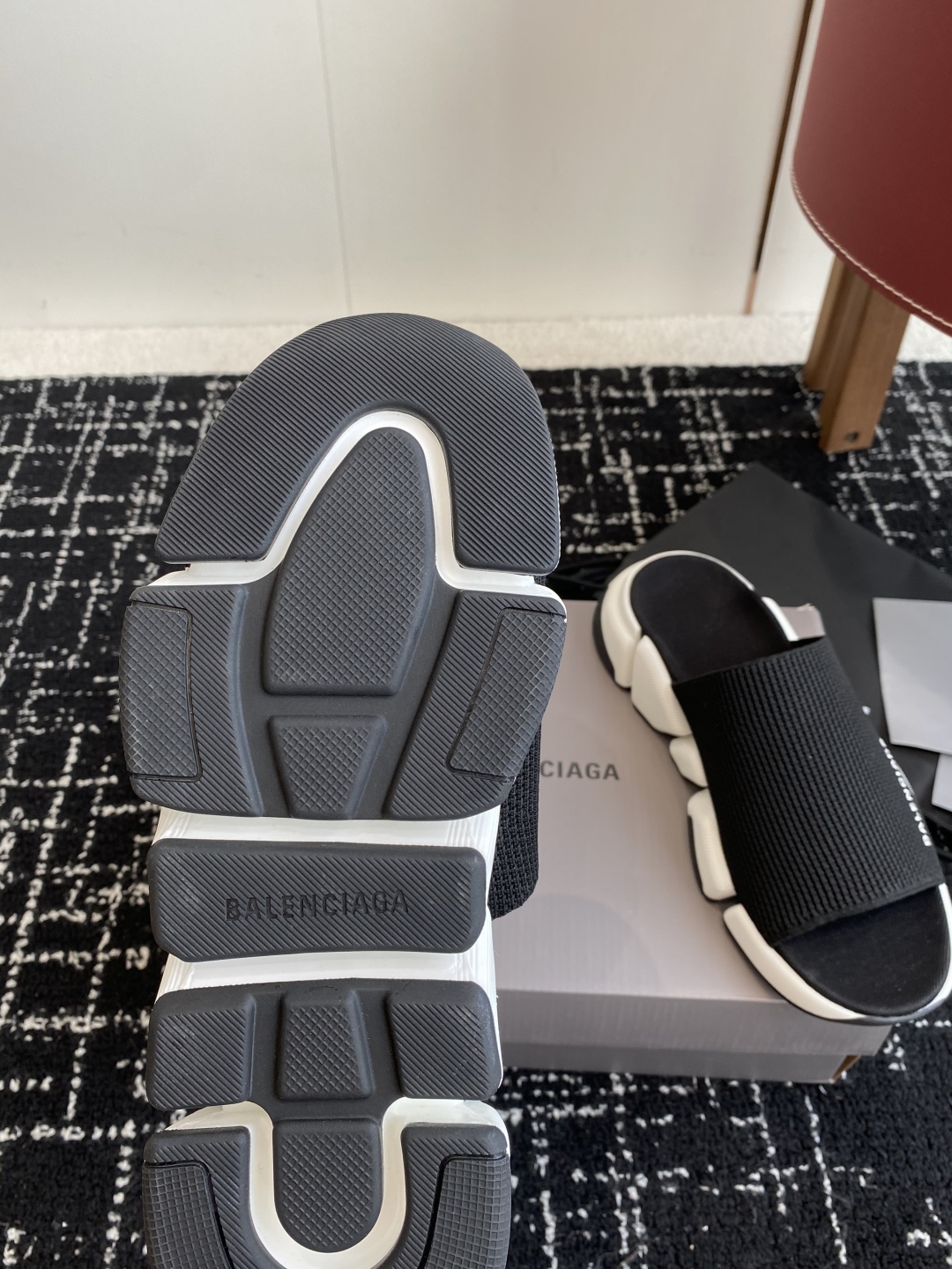 代购级
BALENCIAG A巴黎世家拖鞋 升级版推出Speed 2.0 版本全新袜子鞋拖鞋 原厂货 绝