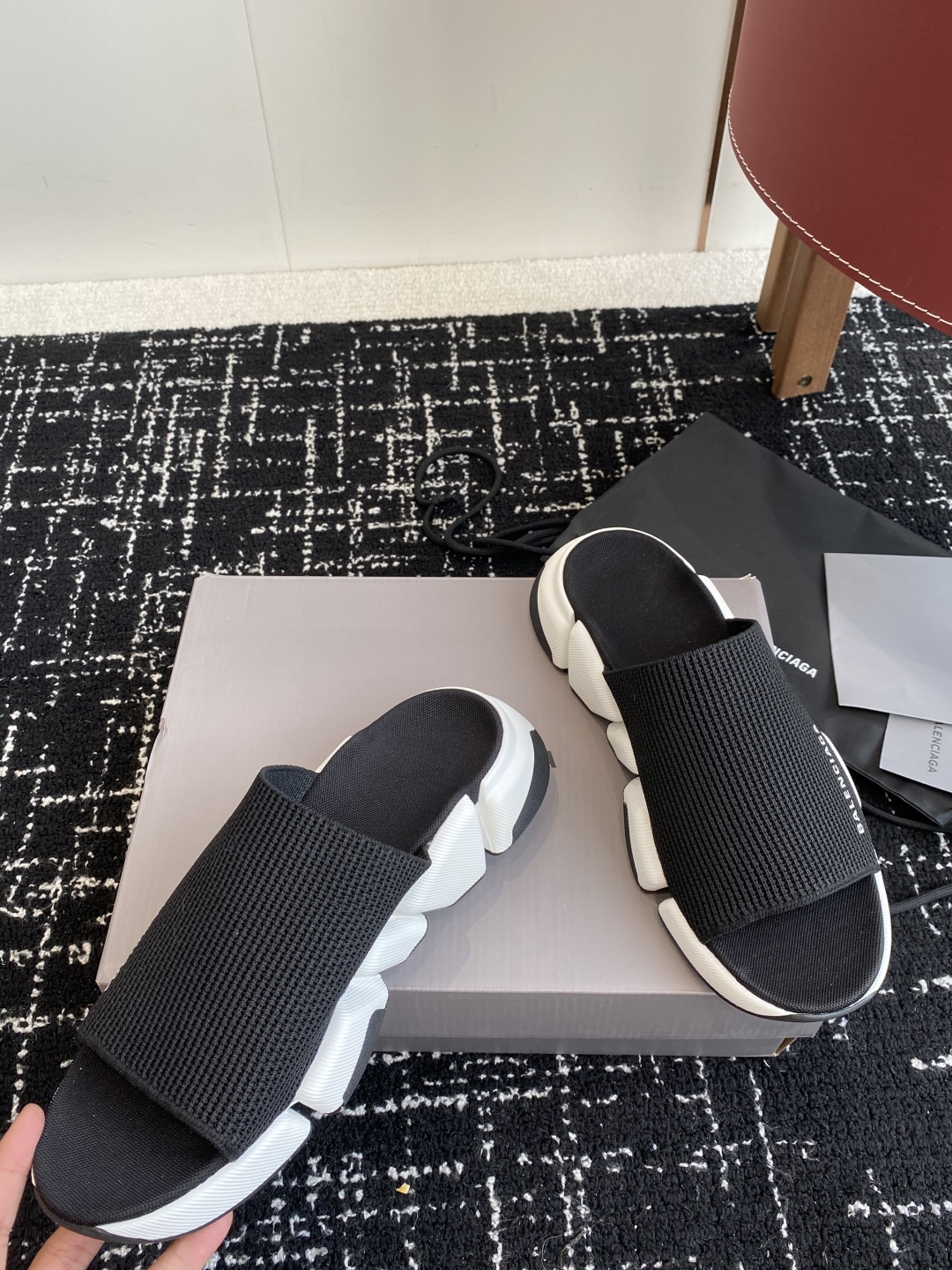 代购级
BALENCIAG A巴黎世家拖鞋 升级版推出Speed 2.0 版本全新袜子鞋拖鞋 原厂货 绝