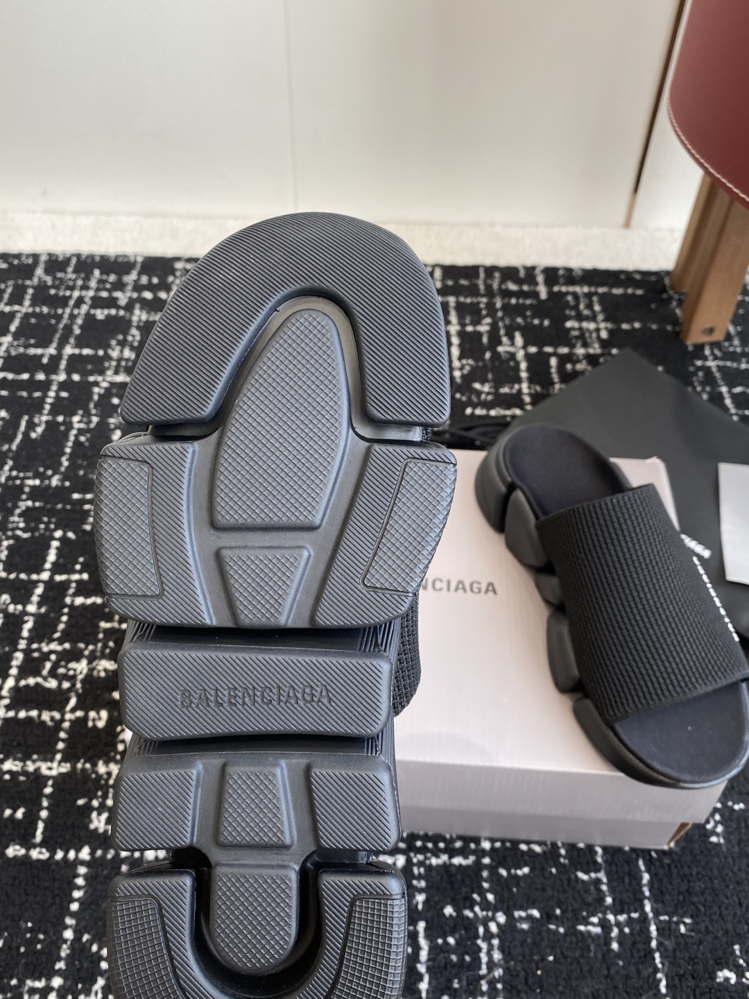 代购级
BALENCIAG A巴黎世家拖鞋 升级版推出Speed 2.0 版本全新袜子鞋拖鞋 原厂货 绝