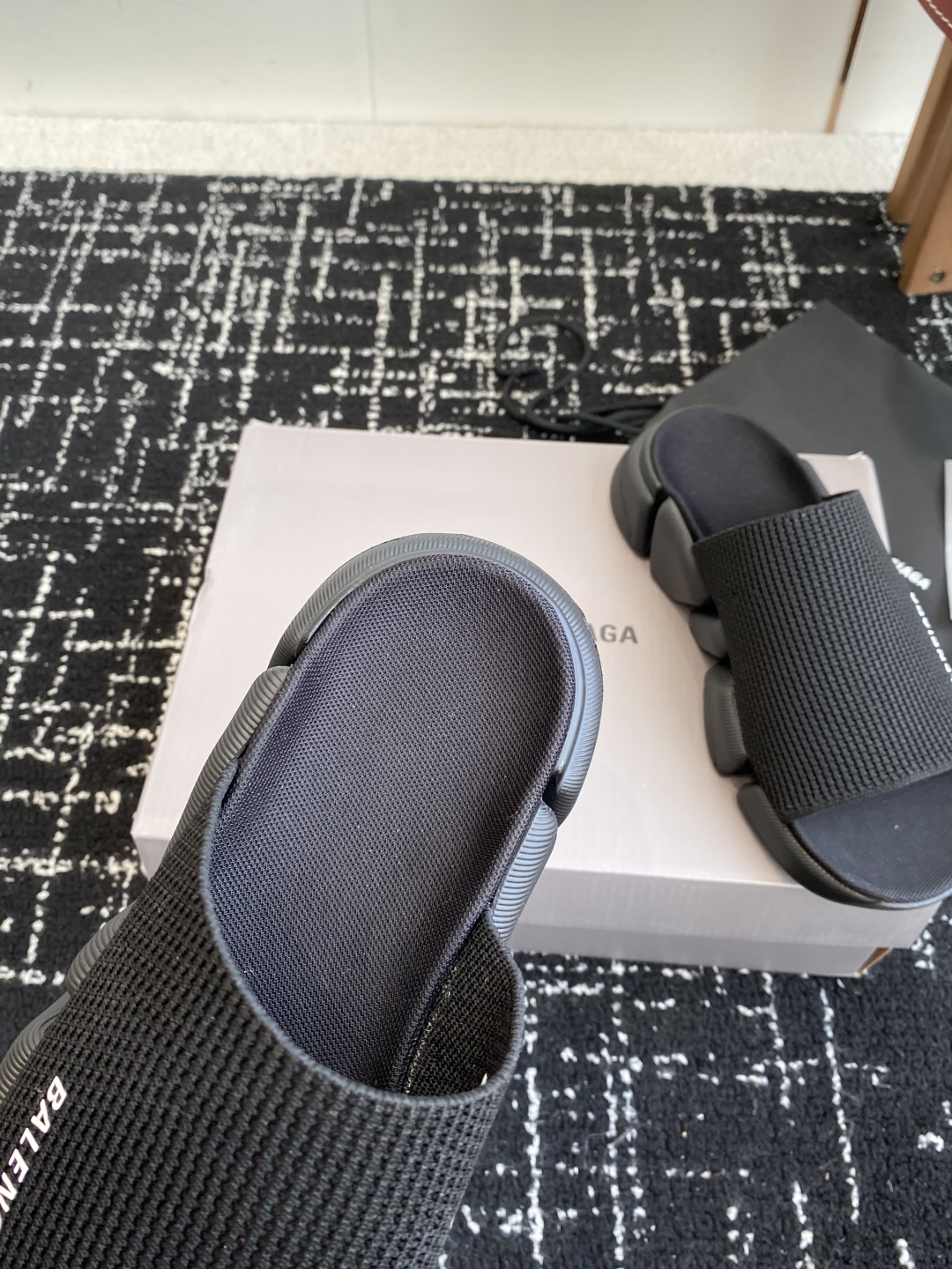 代购级
BALENCIAG A巴黎世家拖鞋 升级版推出Speed 2.0 版本全新袜子鞋拖鞋 原厂货 绝