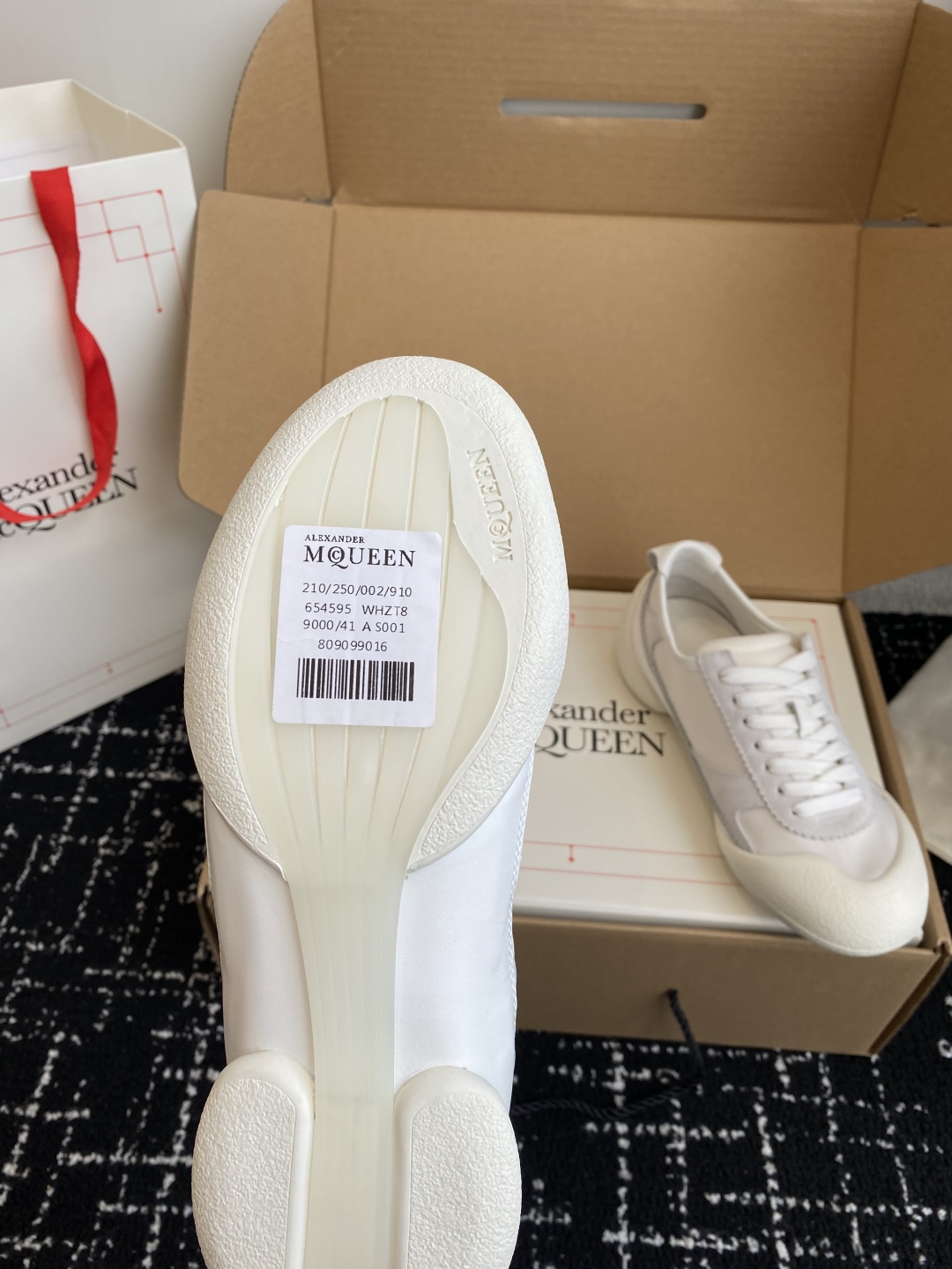 代购级（官网同步✈️飞机盒包装）
麦昆  25ss 春夏季新款 ALEXANDER MCQUEEN/亚历