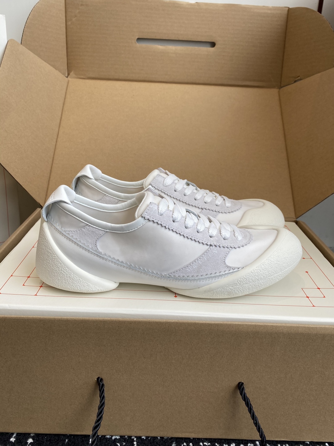 代购级（官网同步✈️飞机盒包装）
麦昆  25ss 春夏季新款 ALEXANDER MCQUEEN/亚历