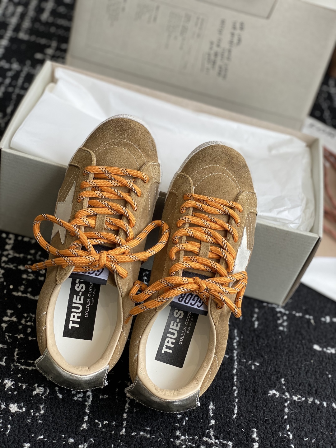 东莞代购级（⚠️下单备注版本）
GGDB~~Golden Goose 25ss 情侣款 德训鞋 全网最好